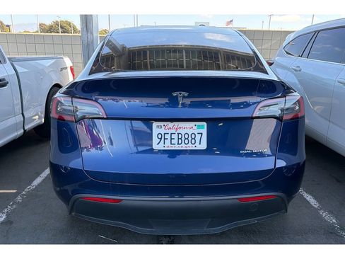 Used 2023 Tesla Model Y Long Range AWD/4WD image 6
