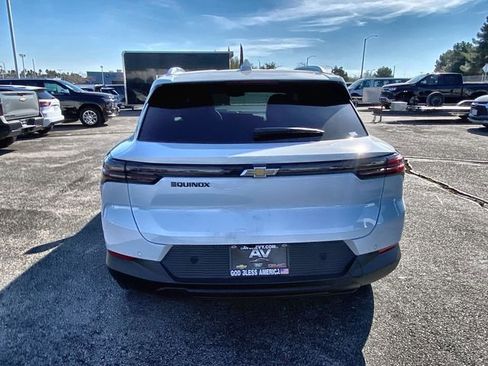 New 2026 Chevrolet Equinox EV LT FWD image 13
