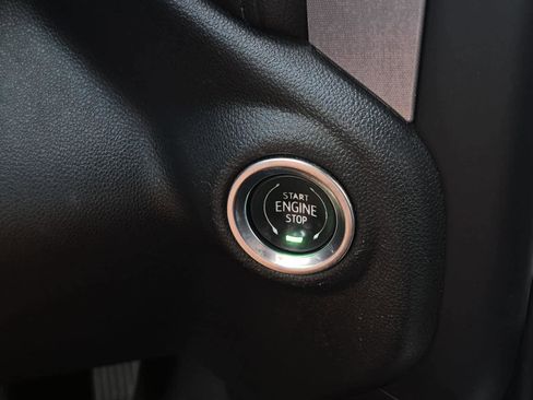 Certified 2022 GMC Sierra 2500 SLT w/ SLT Convenience Package image 24