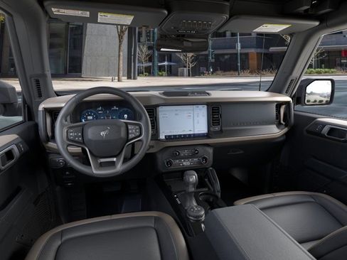 New 2026 Ford Bronco Big Bend w/ Black Diamond Package AWD/4WD image 9