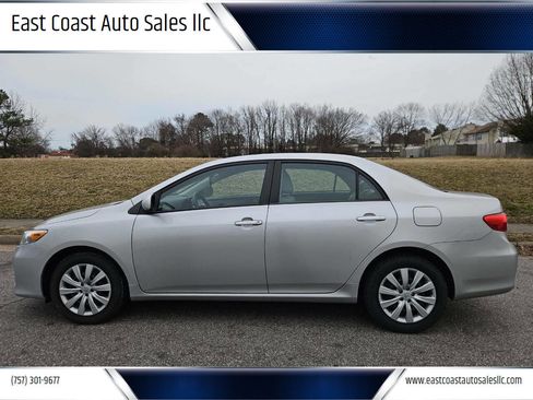 Used 2012 Toyota Corolla LE image 1