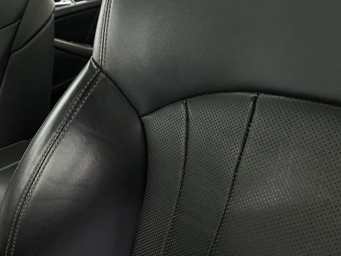 Used 2019 Genesis G80 3.3T Sport image 20