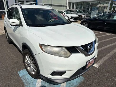 Used 2015 Nissan Rogue SV w/ SV Premium Package AWD/4WD image 15