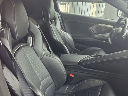 Certified 2021 Chevrolet Corvette Stingray Premium Cpe w/ Z51 Performance Package image 24