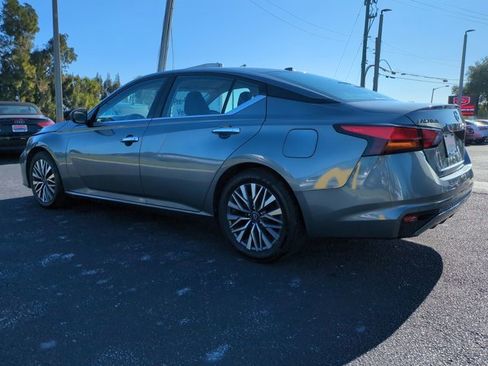 Used 2024 Nissan Altima 2.5 SV image 6