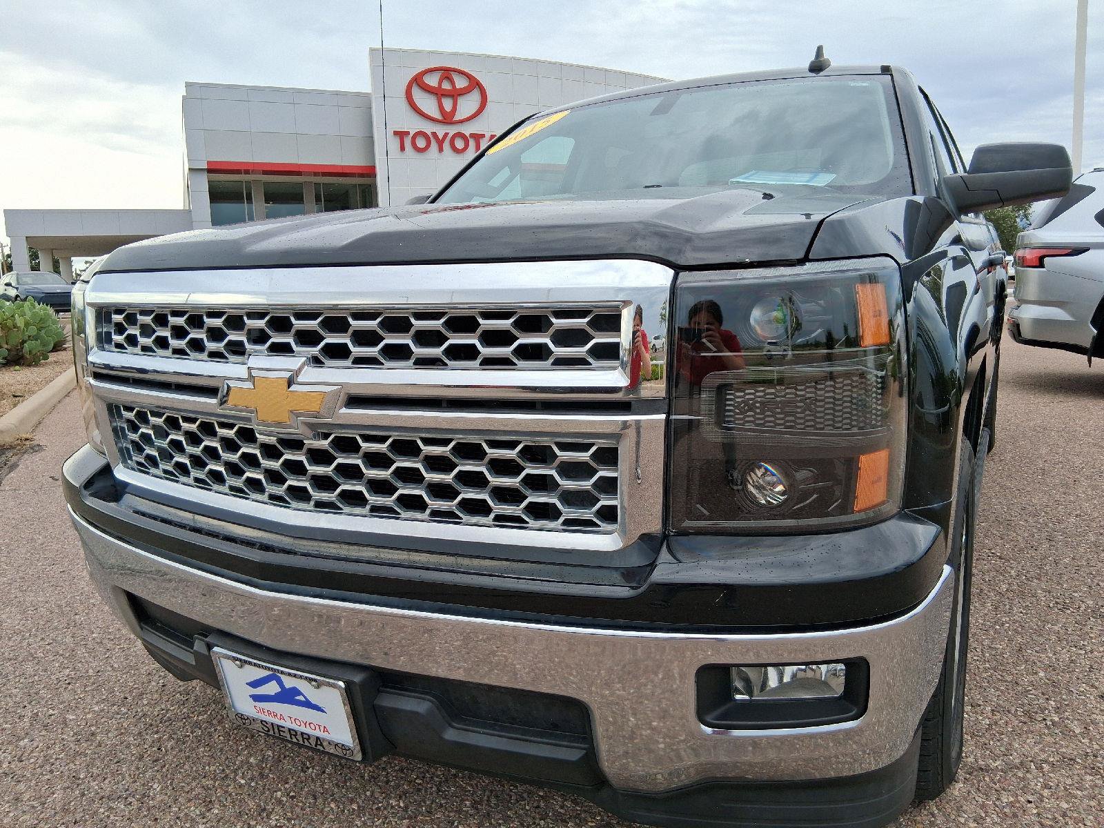Used 2015 Chevrolet Silverado 1500 LT w/ LT Convenience Package RWD image 10