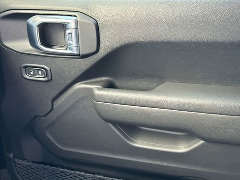 New 2026 Jeep Wrangler Unlimited Sport image 18