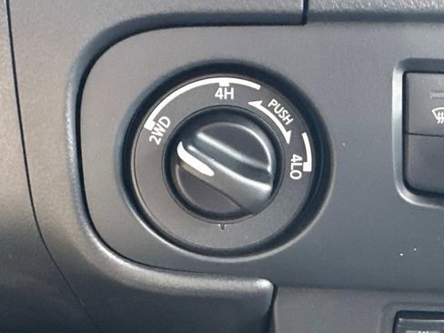 New 2026 Nissan Frontier SV w/ All-Weather Content Package image 31