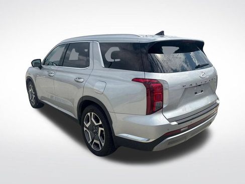 Used 2023 Hyundai Palisade Limited FWD image 7