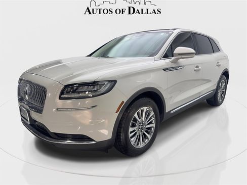 Used 2022 Lincoln Nautilus Reserve image 2