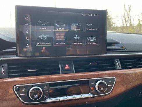 Used 2022 Audi A4 2.0T Premium w/ 18" Wheel Package image 9