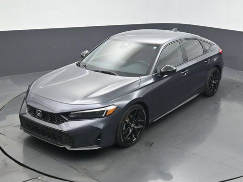 Used 2025 Honda Civic Sport image 9