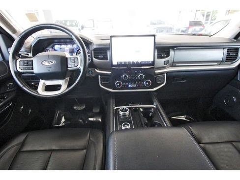 Used 2022 Ford Expedition Max XLT AWD/4WD image 8