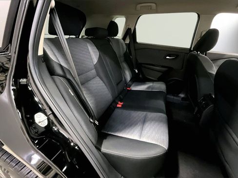 Used 2023 Nissan Rogue SV image 24