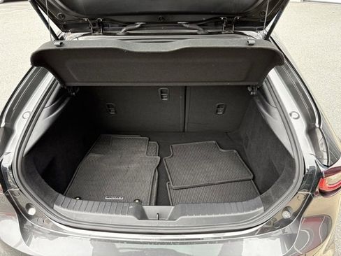 Used 2022 MAZDA MAZDA3 s image 16