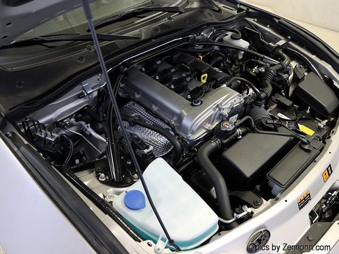 Used 2023 MAZDA MX-5 Miata Grand Touring w/ Weather Package image 28