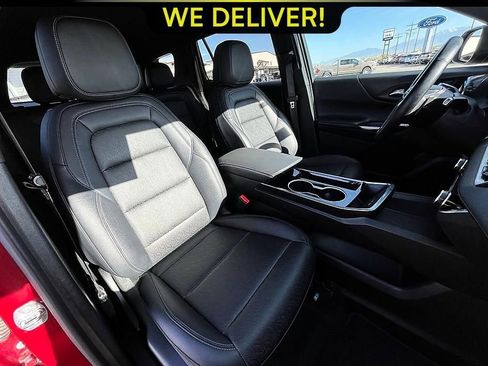 Used 2025 Chevrolet Equinox LT w/ Convenience Package II AWD/4WD image 19