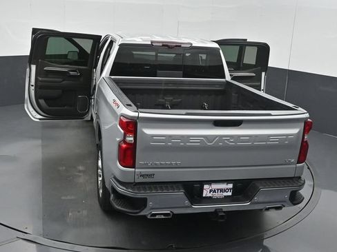 Used 2022 Chevrolet Silverado 1500 LTZ w/ Technology Package AWD/4WD image 60