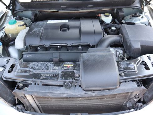 Used 2011 Volvo XC90 3.2 FWD image 37