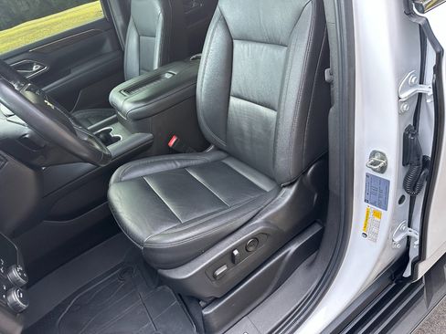 Used 2021 Chevrolet Tahoe LT image 13