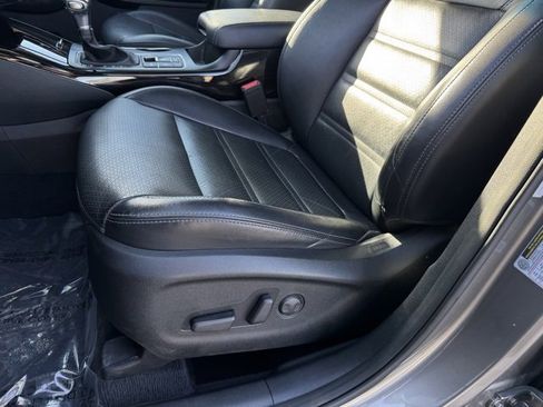 Used 2019 Kia Sorento EX image 8