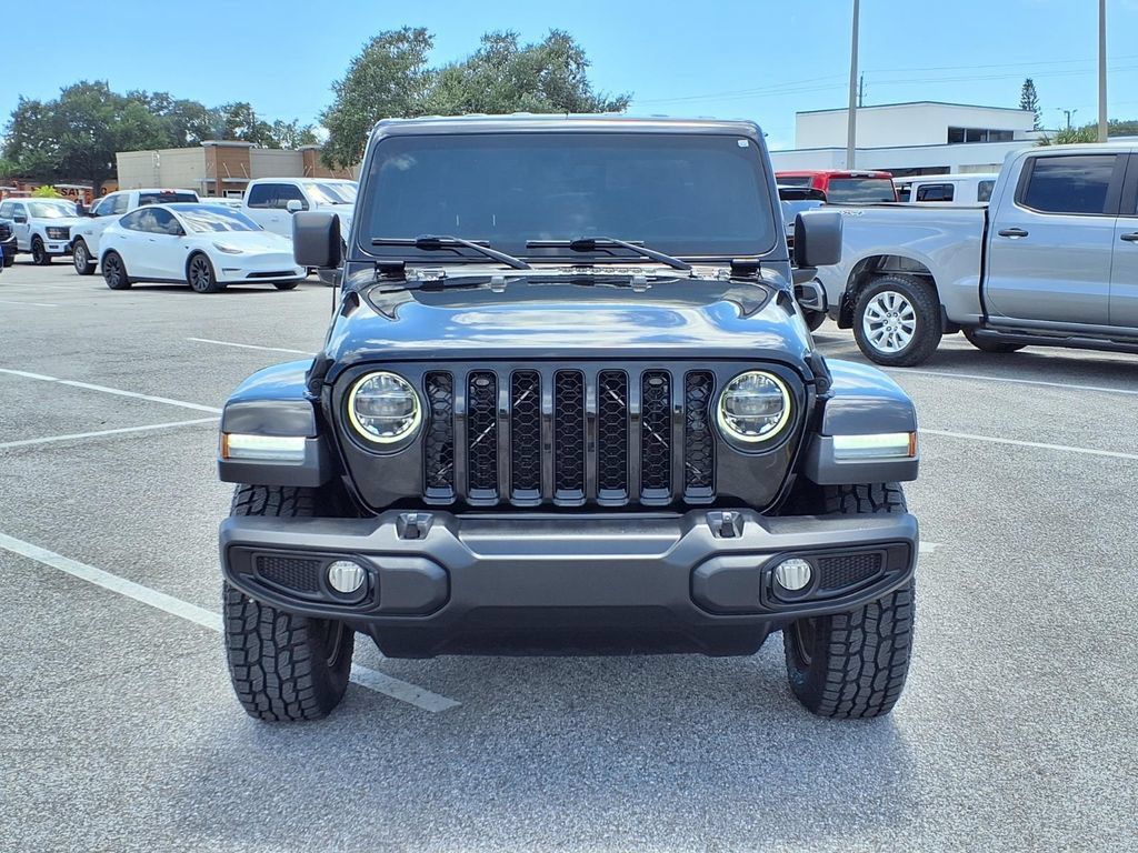 Used 2021 Jeep Gladiator Overland w/ Popular Equipment Package AWD/4WD image 2