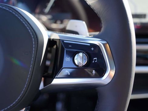 New 2026 BMW 740i 740i RWD w/ Premium Package image 19