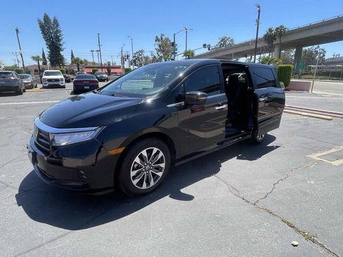 Used 2023 Honda Odyssey EX-L image 59