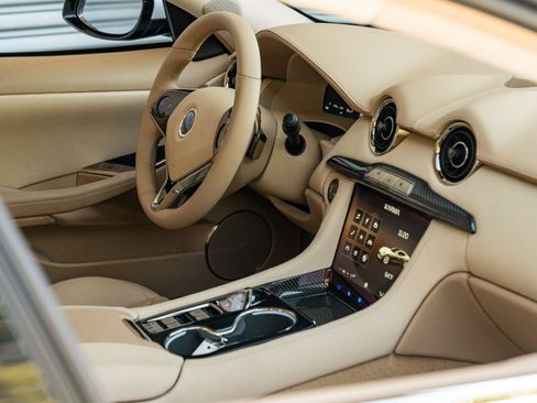 New 2025 Karma Revero Luxury RWD image 20