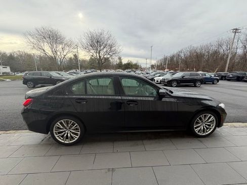 Certified 2023 BMW 330i xDrive Sedan w/ Convenience Package image 6
