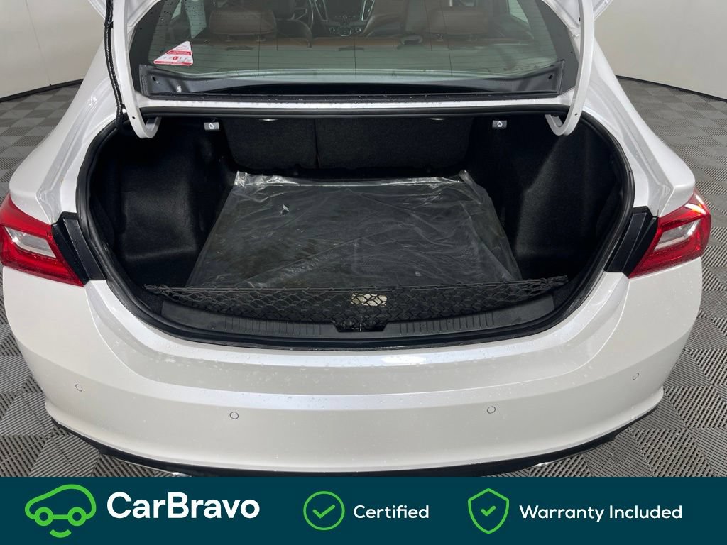 Certified 2018 Chevrolet Malibu Premier w/ Premier Sun and Wheel Package FWD image 6