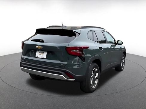 Used 2025 Chevrolet Trax LT image 15