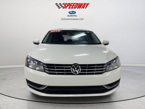 Used 2015 Volkswagen Passat TDI SE image 3
