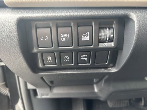 Used 2022 Subaru Forester Limited image 20