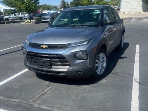 Used 2021 Chevrolet TrailBlazer LS FWD image 1