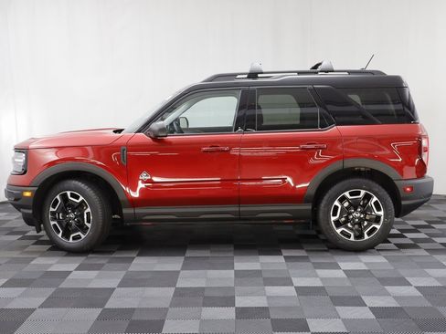 Used 2021 Ford Bronco Sport Outer Banks image 4