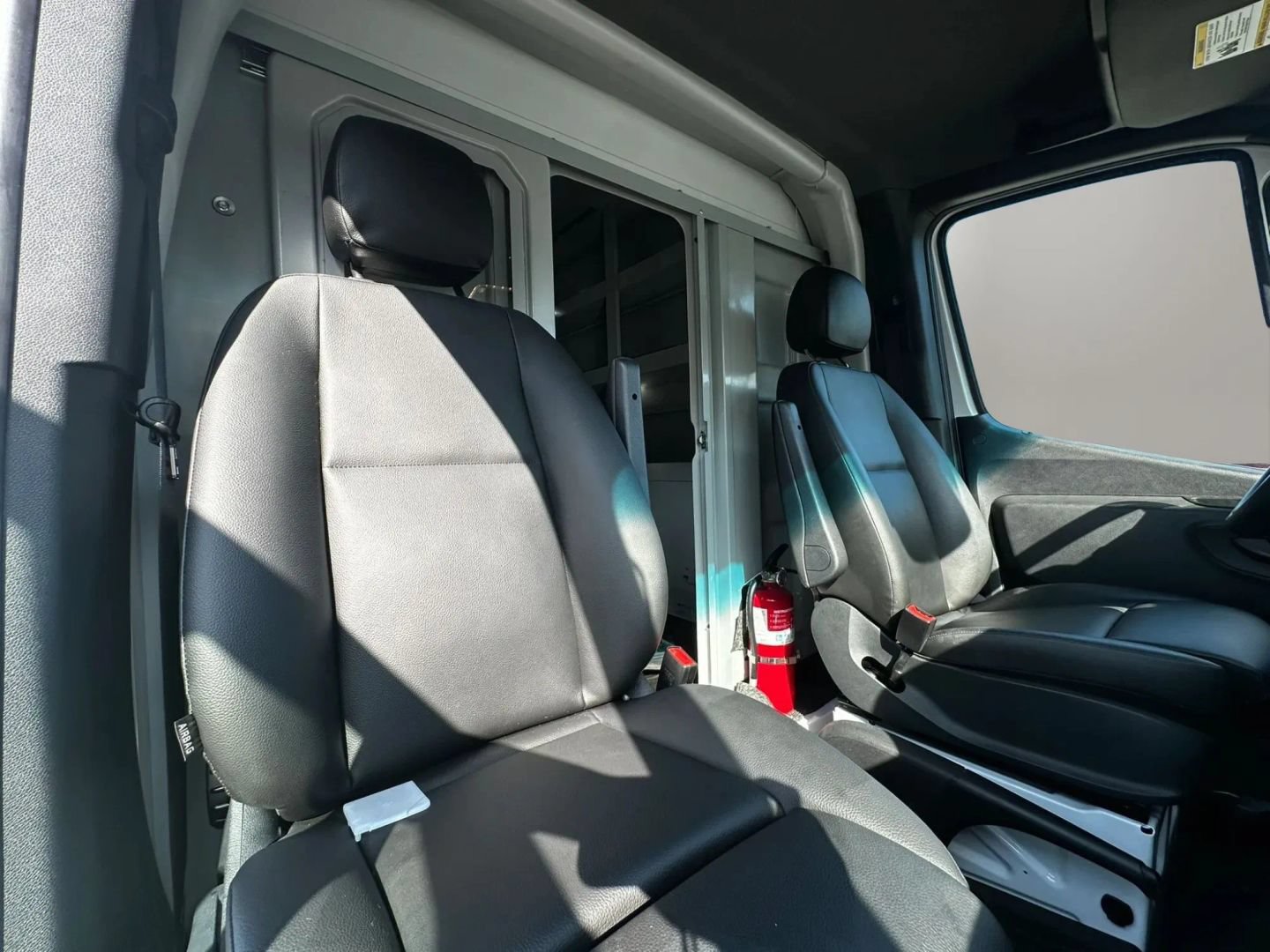 Used 2023 Mercedes-Benz Sprinter 3500 w/ Acoustic Package image 26