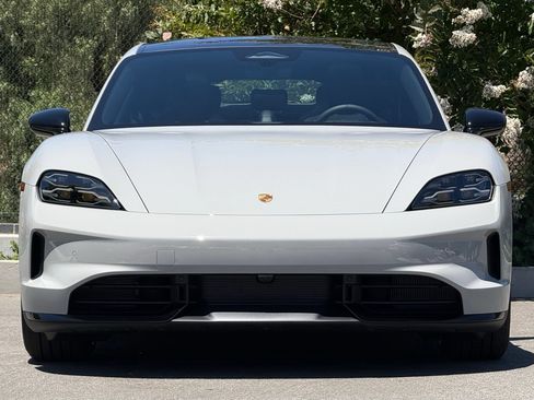 New 2026 Porsche Taycan RWD image 10