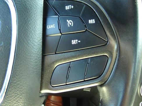 Certified 2023 Dodge Charger SXT image 19