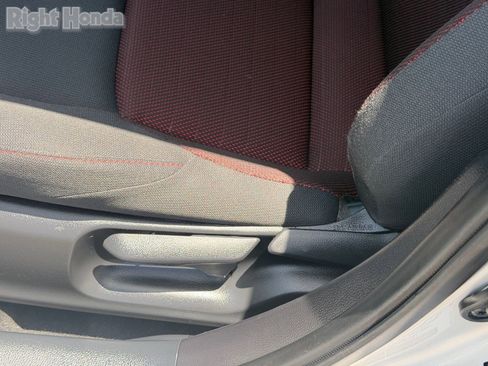 Used 2025 Toyota Corolla SE FWD image 17