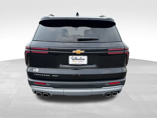 Used 2026 Chevrolet Traverse LT AWD/4WD image 4