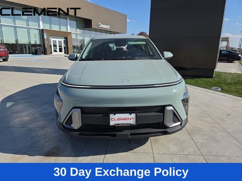 Used 2026 Hyundai Kona SE AWD/4WD image 3