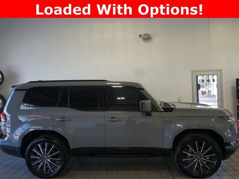 Used 2024 Lexus GX 550 w/ Cold Area Package AWD/4WD image 2