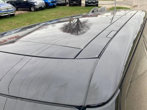 Used 2024 Land Rover Range Rover Sport SE image 10