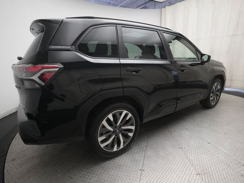 Certified 2025 Subaru Forester Touring AWD/4WD image 37