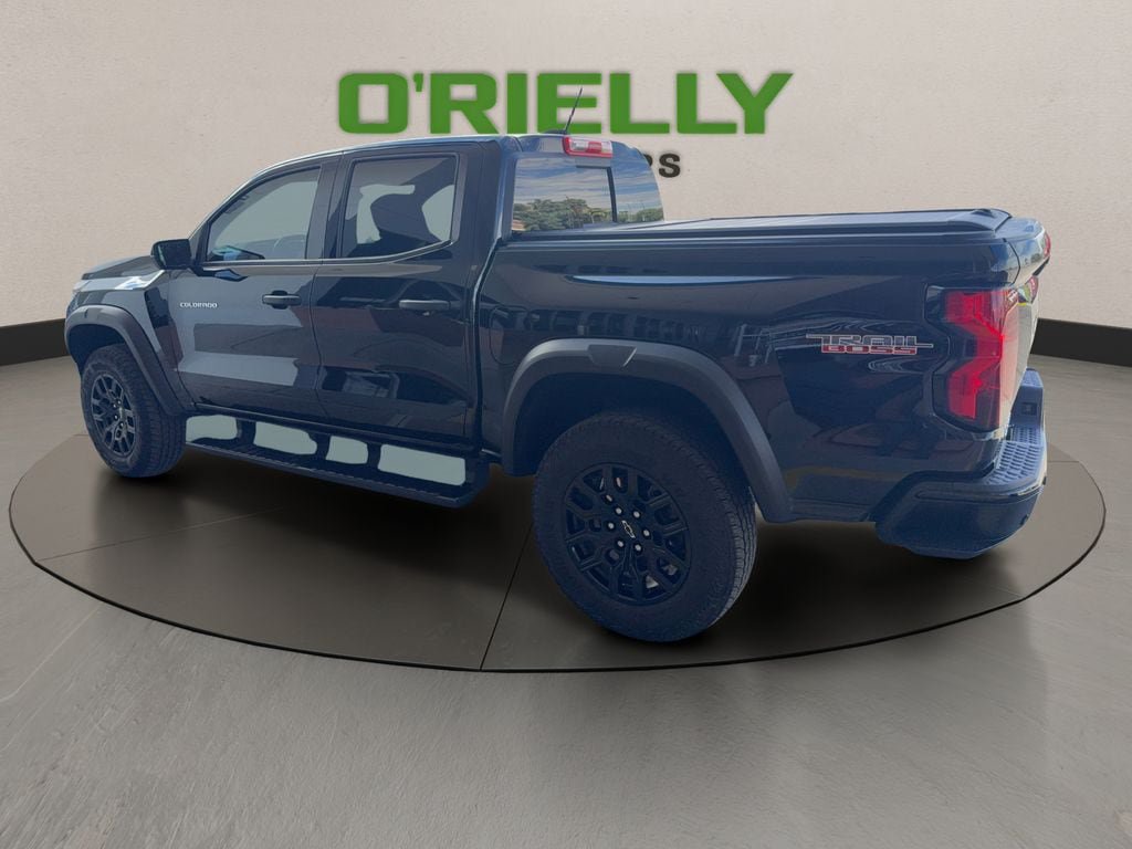 Used 2024 Chevrolet Colorado Trail Boss w/ Advanced Trailering Package AWD/4WD image 4