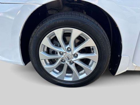 Used 2017 Nissan Sentra S w/ S Style Package FWD image 27