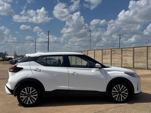 Used 2023 Nissan Kicks SV FWD image 25