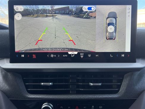 New 2026 Ford Explorer Platinum image 3