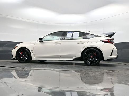 Used 2023 Honda Civic Type R image 32